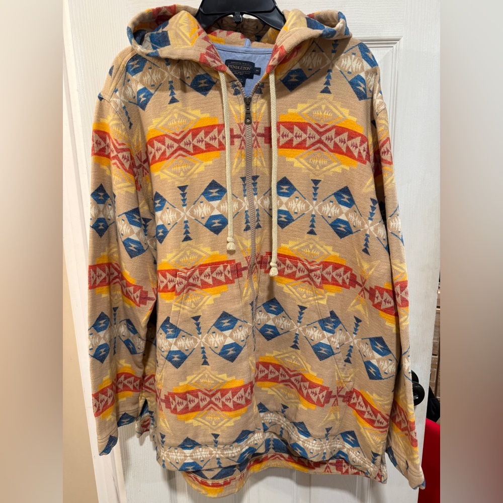 Pendleton Beige Zip-Up Sweater with Red and Blue Patterns